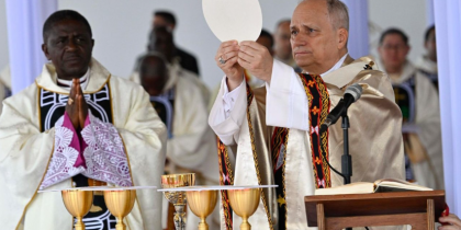 O Papa: redescobrir o caminho da vida e tornar-se construtor de paz e fraternidade