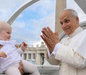 Leão XIV a fiéis brasileiros e portugueses: sejamos portadores do amor de Jesus que ilumina a vida