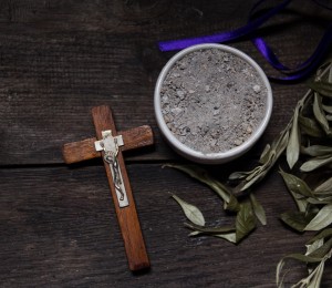 Papa: Quaresma, conversão do coração e jejum das palavras