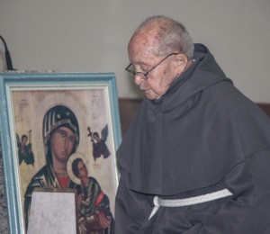INFORMAÇÕES DO VELÓRIO E SEPULTAMENTO DE FREI MAXIMILIANO QUEIROZ,OFMCONV