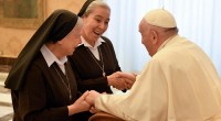 O Papa às Terciárias Capuchinhas: a escuta requer silêncio interior